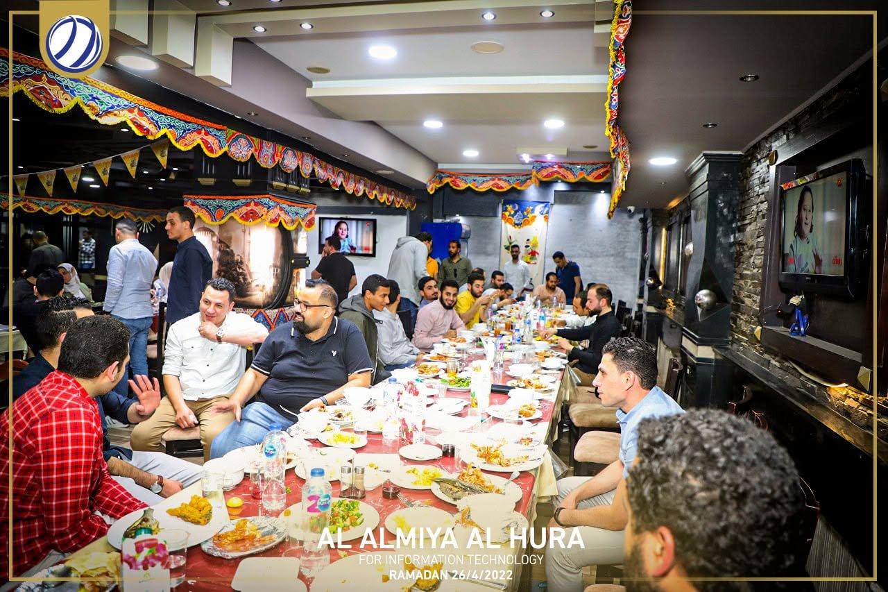 أجواء رمضانية جمعت فريق العمل